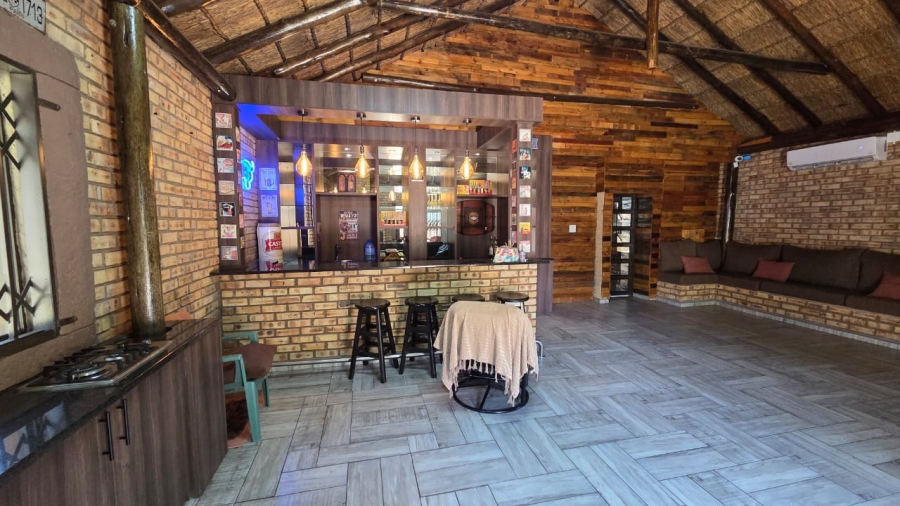 3 Bedroom Property for Sale in Protea Park North West